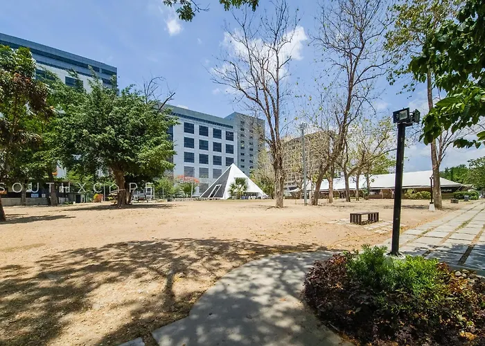 Apartment Furnished In Prime Location It Park *